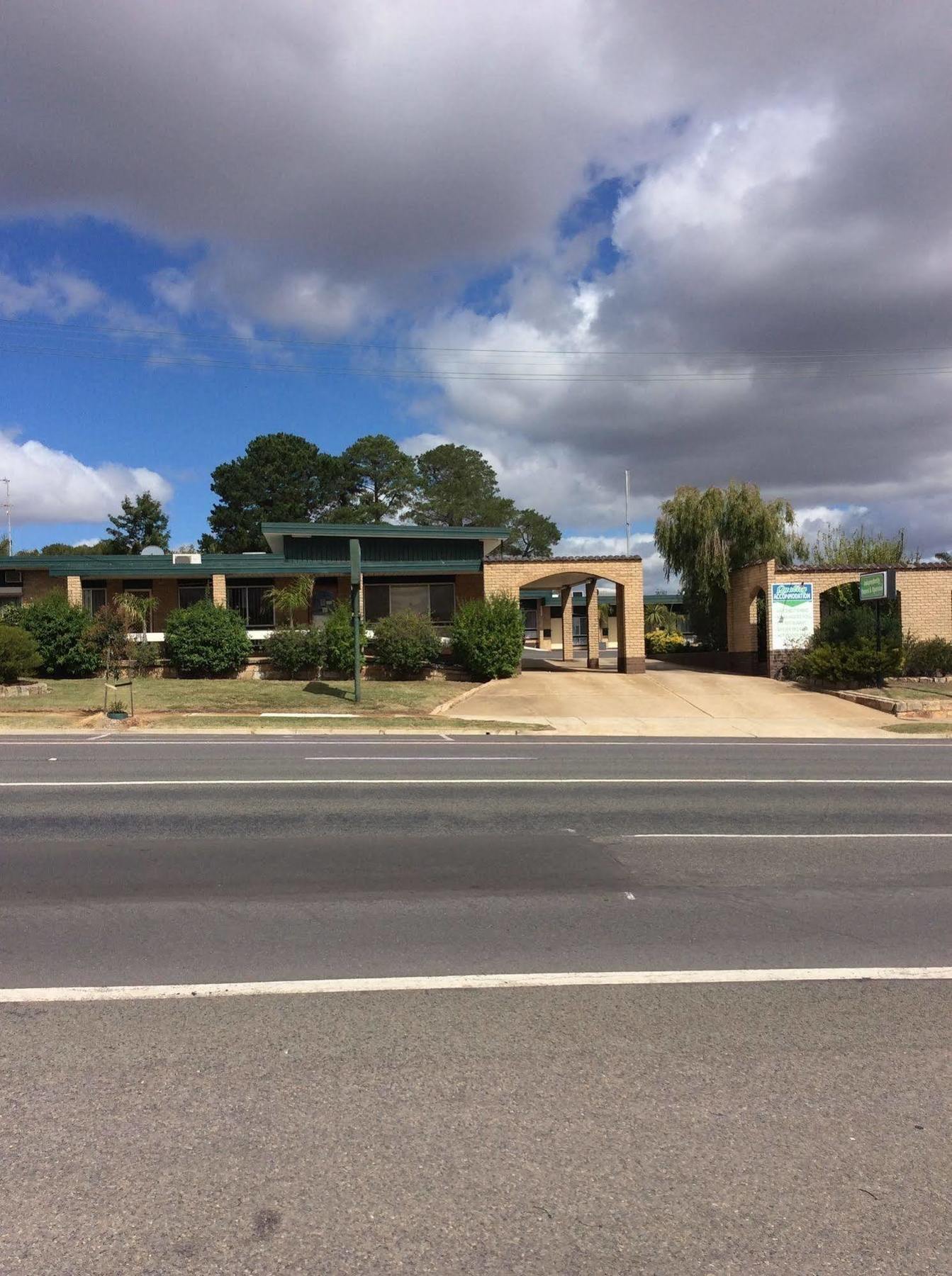 Hi Way Eight Motor Inn Stawell Exterior foto